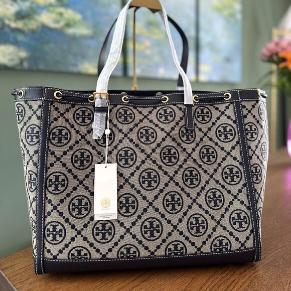 NEW! Tory Burch Jacquard Drawstring Tote -Large Navy NWT & dustbag - Picture 4 of 14